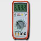 防表筆誤插裝置;數(shù)據(jù)保持,顯 示 器：最大顯示數(shù)1999，字高28mm,直流電壓;交流電壓;直流電流;交流電流;電阻;電容,溫度,帶蜂鳴器通斷測試;二極管測試;晶體管hFE測試. 
