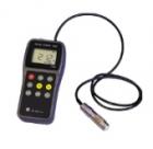 本儀器采用了渦流測厚法，它能快速、無損傷、精密地測量非磁性金屬基體上非導電覆蓋層的厚度(如銅、鋁、鋅、錫等基體上的:琺瑯、橡膠、油漆、塑料層等)．