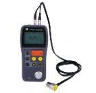 TT300超聲波測(cè)厚儀，采用超聲波測(cè)量原理，適用于能使超聲波以一恒定速度在其內(nèi)部傳播,并能從其背面得到反射的各種材料厚度的測(cè)量。測(cè)量范圍： 0.75mm～300.0mm;顯示分辨率:0.1/0.01mm（可選）
