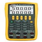 VICTOR 25為多功能、高精度、高穩(wěn)定、容易使用攜帶的手持式現(xiàn)場(chǎng)過(guò)程校驗(yàn)儀，它提供強(qiáng)大的功能可測(cè)量輸出和校準(zhǔn)幾乎所有過(guò)程參數(shù).測(cè)量和輸出的基本精度可達(dá)0.02%，測(cè)量顯示為5位，輸出顯示位6位.測(cè)量功能：直流電壓、直流電流、歐姆、頻率、熱電偶、熱電阻、開(kāi)關(guān)量測(cè)量值的顯示保持及平均值處理、內(nèi)部提供24V回路電源
