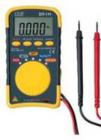 數(shù)字萬用表 DT-111 具備8大功能，包括直流電壓，交流電壓，電阻，電容，頻率，占空比，短路測試和二極管測試，以及數(shù)據(jù)保持等相關(guān)功能;4000位數(shù)字液晶顯示屏;操作簡單，數(shù)據(jù)保持和最大值保持功能.