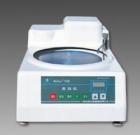 MoPao 160E型磨拋機(jī)同時(shí)具備無(wú)級(jí)調(diào)速和兩級(jí)定速兩種工作狀態(tài)，并且兩種工作狀態(tài)可自由切換，工作盤(pán)轉(zhuǎn)向可任意選擇；磨拋盤(pán)轉(zhuǎn)速：50-600r/min(無(wú)級(jí)調(diào)速)or150r/min、300r/min（兩級(jí)定速）,160E磨拋盤(pán)直徑：200mm機(jī)型或250mm機(jī)型

