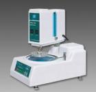 MoPao 1000自動(dòng)研磨/拋光機(jī), 數(shù)字顯示制樣轉(zhuǎn)速,負(fù)荷壓力，制樣時(shí)間可調(diào), 磨拋盤(pán)轉(zhuǎn)速：50-600r/min(無(wú)級(jí)調(diào)速)or150r/min、300r/min（兩級(jí)定速）,加荷范圍：1-200牛頓,制樣時(shí)間：0-999秒,試樣最大直徑：30mm,磨拋盤(pán)直徑：250mm
