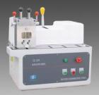  Q-3A試樣切割機(jī)是用于切割一般金相、巖相試樣材料，機(jī)身設(shè)有冷卻通道，.最大切割寬度：60mm，最大切割高度：80mm，最大切割面直徑：?50mm
 
 
 