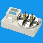 功 能：
ANL-P瓶蓋扭矩測(cè)試儀是為測(cè)試和檢測(cè)各種瓶蓋開合扭矩而設(shè)計(jì)制造的一種智能化多功能計(jì)量儀器.專用于檢測(cè)各種瓶蓋、燈頭等產(chǎn)品的開合扭矩。裝夾方便、快速，附有USB串口輸出，可將數(shù)據(jù)傳送至電腦做分析、打印等相關(guān)處理。
