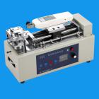 說明： 
AEH電動臥式機(jī)臺是專為HF系列和NK系列推拉力計配套用的推拉負(fù)荷試驗臺。本產(chǎn)品采用雙導(dǎo)桿結(jié)構(gòu)，具有穩(wěn)定性好，適用范圍廣，使用方便等優(yōu)點，并具有無極調(diào)速，手動（點動）、自動控制切換功能。適用于電子電器、電線電纜、五金機(jī)電、電磁機(jī)械、汽車配件、動力機(jī)械、粘膠化工、建筑門窗、塑膠塑編、彈簧制造、醫(yī)療器械、消防器材、印刷包裝、剃須刀業(yè)、漁具航空、拉鏈紐扣、紡織服裝、煤炭、家具、電梯、打火機(jī)及點火裝置、鎖具、筆業(yè)、電力等行業(yè)及科研機(jī)構(gòu)、學(xué)校等測試。
