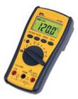 產(chǎn)品特點
 
? 真有效值測量
? 測量精度：3 3/4位
? 自動/手動量程，易于操作
? 背光大顯示屏，塑膠保護外套，自動關(guān)機功能
? 可選光電隔離RS232通信接口，配合PC機分析軟件進行數(shù)據(jù)分析
? 可與鉗形適配器配合使用，測量大電流
